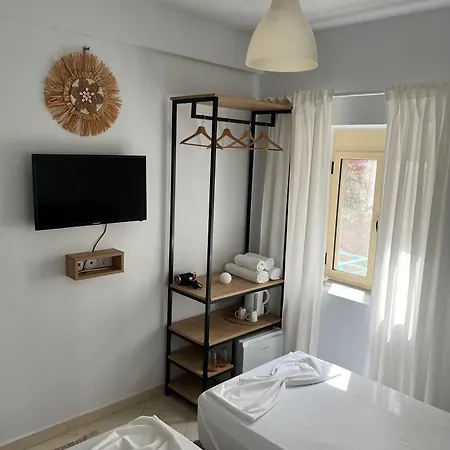 Helios Guest house Sarande
