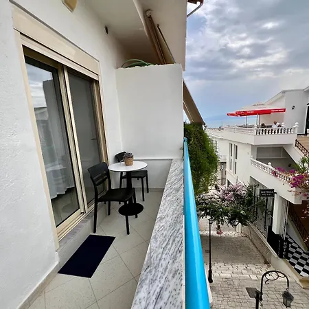 Helios Sarande