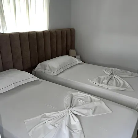 Helios Guest house *