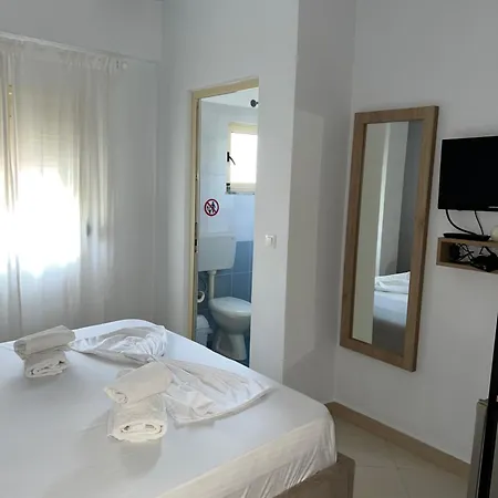 Helios Guest house Sarande