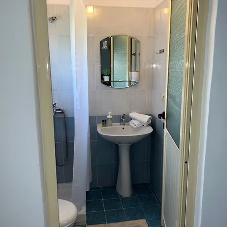 Helios Guest house *