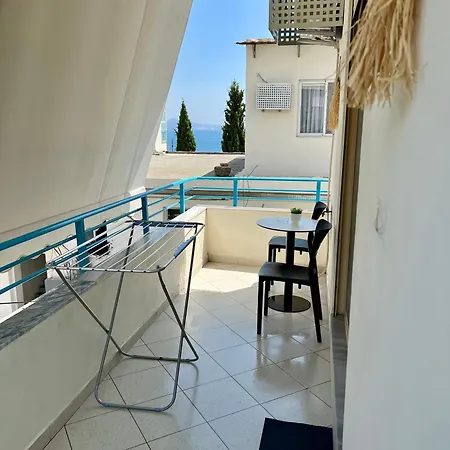 ゲストハウス Helios