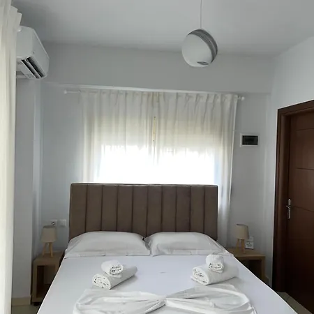 ゲストハウス Helios Sarandë