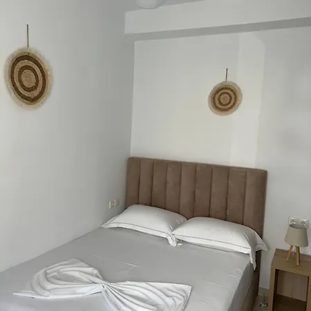 Helios Guest house *