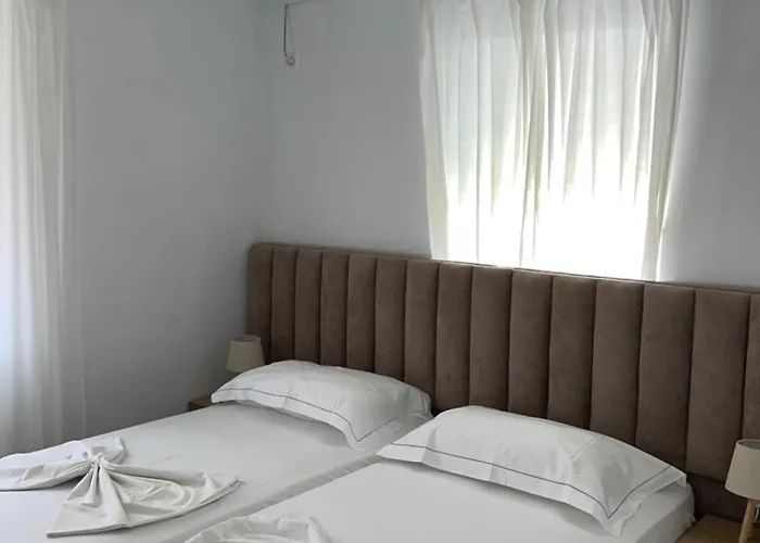 Helios Sarandë