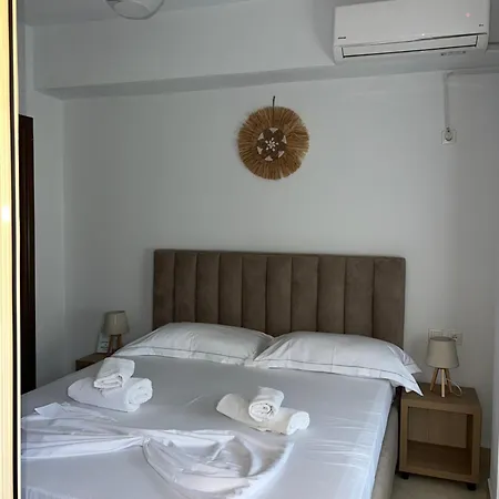 Helios Guest house Sarande